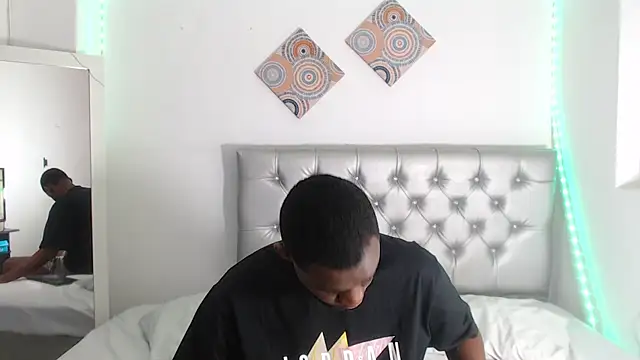 eebony stallion online show from 01-05-26, 06:22