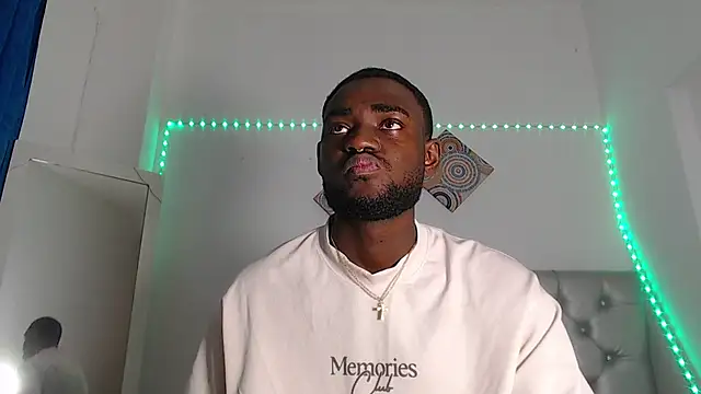 eebony stallion online show from 01-08-26, 06:21