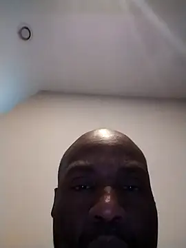 Snapshot of shauncamp@xh chatting on 11-09-25, 05:11 shauncampxh online show from 11-09-25, 05:11