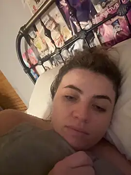 Snapshot of M1l3yD3w chatting on 09-26-25, 12:53 M1l3yD3w online show from 09-26-25, 12:53