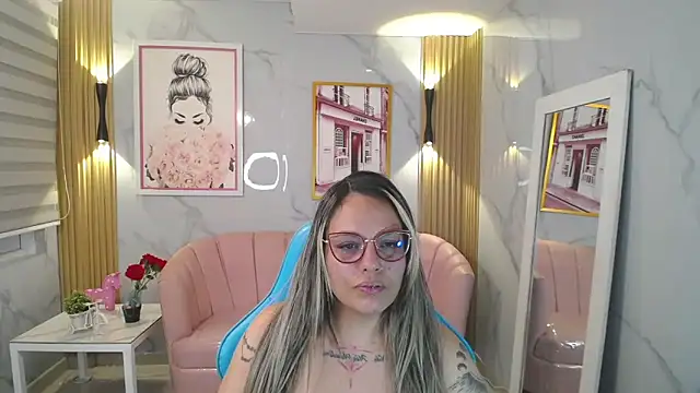 Jade Jones a online show from 11-05-25, 03:39