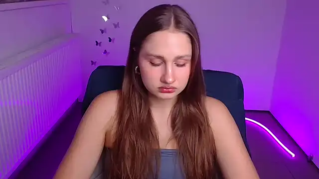 Stefanie Sweet online show from 09-10-25, 05:46