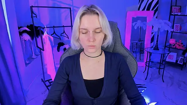 BethanyCloud online show from 11-12-25, 05:41