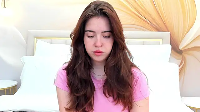 KimberlyBond online show from 09-15-25, 04:18