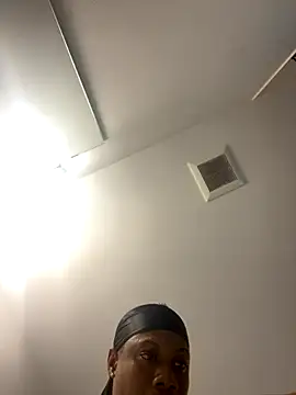 labishyoung25 online show from 11-10-25, 04:11