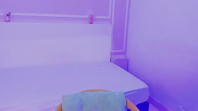 candy lux30 online show from 02-14-26, 03:58