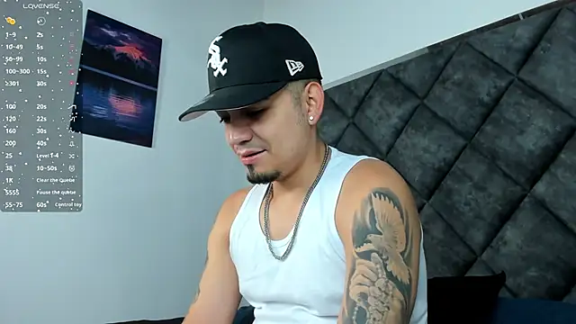 Snapshot of OwenStonne_ chatting on 11-14-25, 12:26 OwenStonne online show from 11-14-25, 12:26