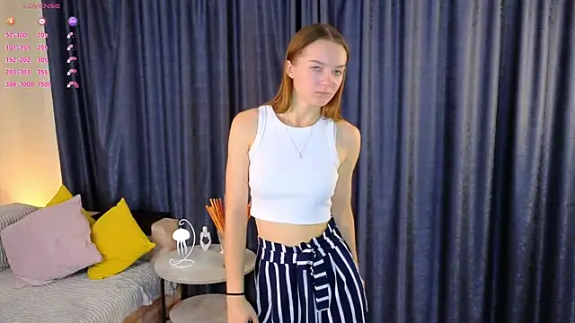 Snapshot of LouisaChaobal chatting on 11-07-25, 02:11 LouisaChaobal online show from 11-07-25, 02:11