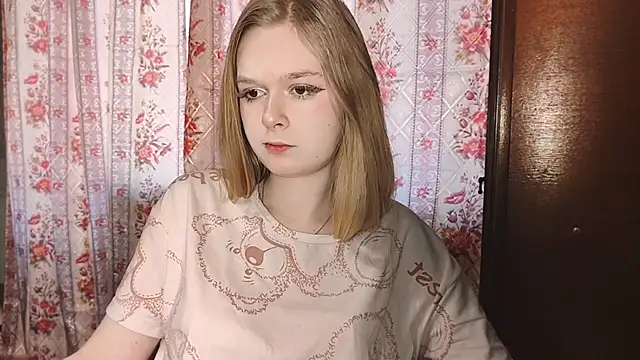 LiaVibes online show from 04-02-26, 07:39