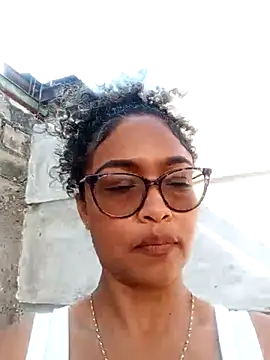 BiiancaEstradaa online show from 03-04-26, 08:04