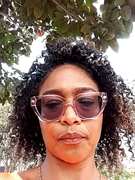 Snapshot of BiiancaEstradaa chatting on 05-08-26, 02:11 BiiancaEstradaa online show from 05-08-26, 02:11