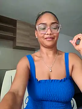 BiiancaEstradaa online show from 06-30-26, 01:56