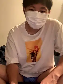 Snapshot of ta_ku16 chatting on 09-18-25, 01:02 ta ku16 online show from 09-18-25, 01:02