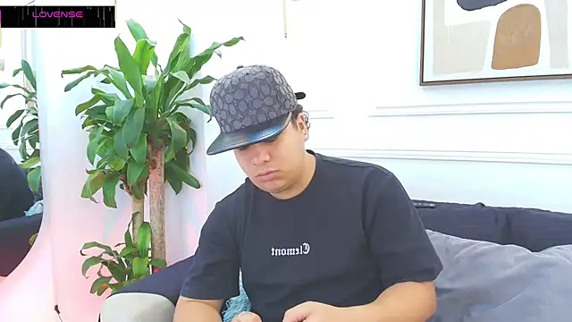 Naim Bennetsex online show from 10-22-25, 06:29