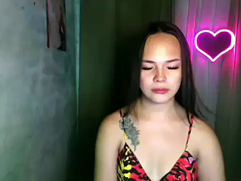 Snapshot of sweetsassyxx chatting on 04-23-26, 03:52 sweetsassyxx online show from 04-23-26, 03:52