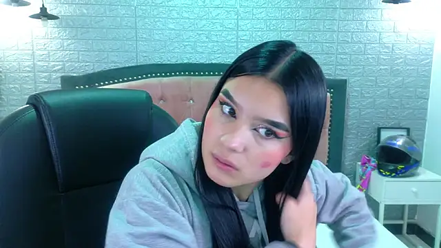 Natalie loffreda online show from 01-14-26, 03:23