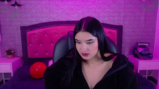 Natalie loffreda online show from 02-20-26, 06:26