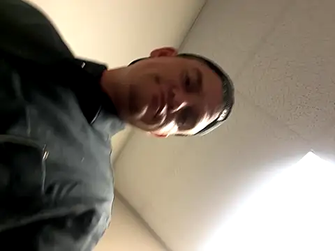 Snapshot of cumitted chatting on 11-01-25, 02:13 cumitted online show from 11-01-25, 02:13