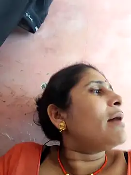 Snapshot of Hot-piuy chatting on 09-20-25, 07:09 Hot-piuy online show from 09-20-25, 07:09