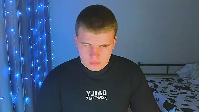 kittenmurr online show from 11-28-25, 09:17