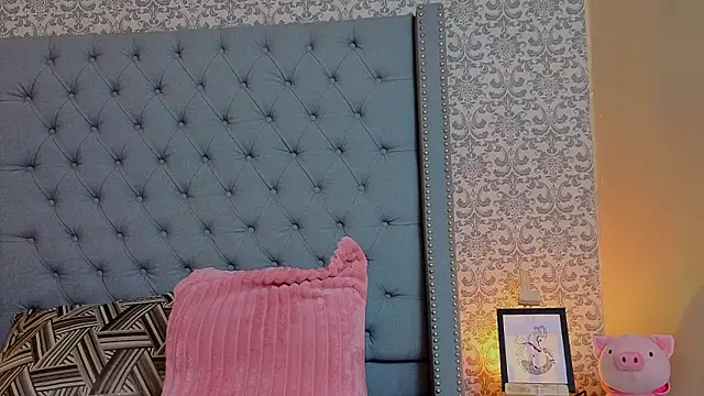 Abby roussee online show from 02-05-26, 09:30