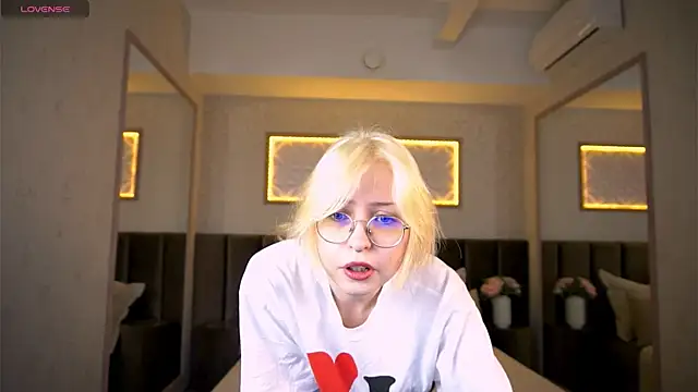 Grace blush online show from 01-11-26, 06:51