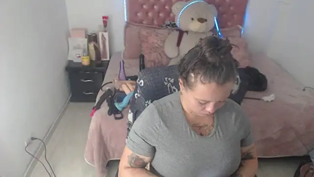 patty squirt  online show from 04-08-26, 12:38