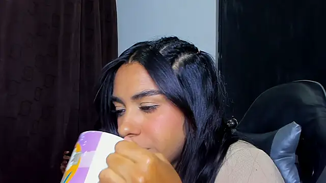 violet and myers online show from 04-08-26, 12:54