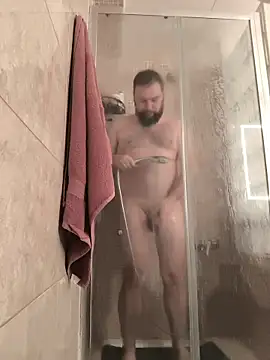 Snapshot of Ole_Plus chatting on 02-13-26, 09:05 Ole Plus online show from 02-13-26, 09:05