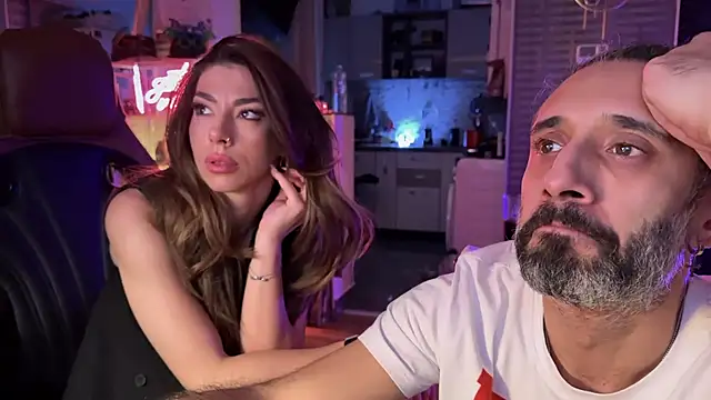 Snapshot of Secret_Lovers1 chatting on 01-17-26, 10:35 Secret Lovers1 online show from 01-17-26, 10:35