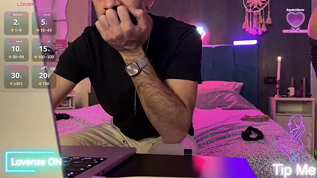 Snapshot of Secret_Lovers1 chatting on 01-31-26, 09:46 Secret Lovers1 online show from 01-31-26, 09:46