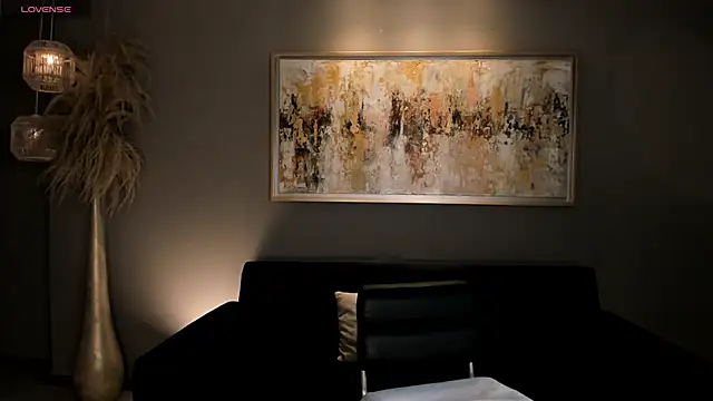 VeronicaBlue online show from 12-04-25, 10:13