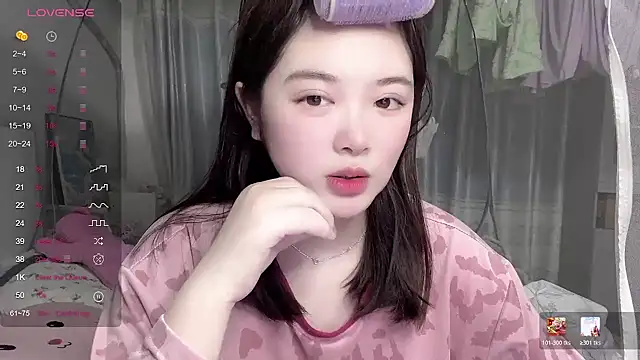 tender-11 online show from 03-25-26, 03:51