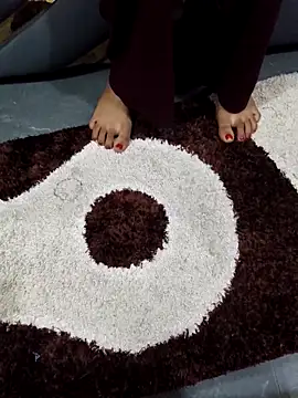 Snapshot of siya00 chatting on 11-12-25, 12:05 siya00 online show from 11-12-25, 12:05