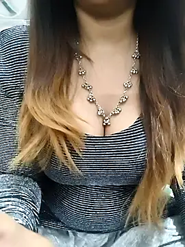 Snapshot of siya00 chatting on 12-02-25, 06:47 siya00 online show from 12-02-25, 06:47