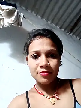 Snapshot of Chandni_Love143 chatting on 09-08-25, 03:44 Chandni Love143 online show from 09-08-25, 03:44