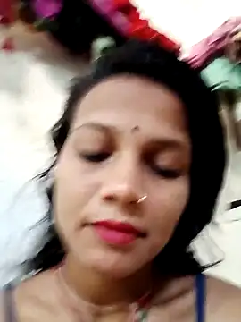 Snapshot of Chandni_Love143 chatting on 09-09-25, 04:12 Chandni Love143 online show from 09-09-25, 04:12