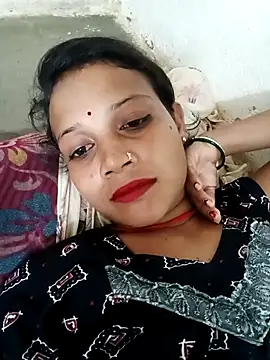 Snapshot of Chandni_Love143 chatting on 10-02-25, 06:53 Chandni Love143 online show from 10-02-25, 06:53