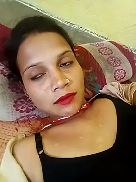 Snapshot of Chandni_Love143 chatting on 10-17-25, 04:59 Chandni Love143 online show from 10-17-25, 04:59