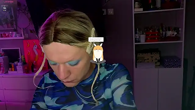 Snapshot of Kkkylie chatting on 02-12-26, 02:06 Kkkylie online show from 02-12-26, 02:06