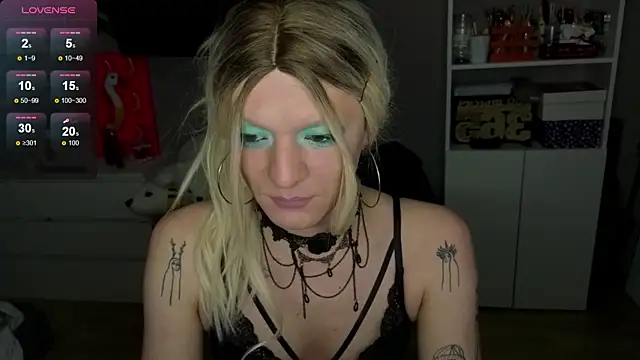 Snapshot of Kkkylie chatting on 02-17-26, 02:08 Kkkylie online show from 02-17-26, 02:08