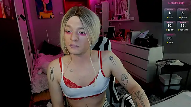 Kkkylie online show from 04-14-26, 05:08