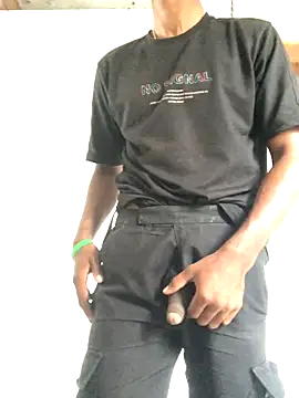 Snapshot of kavi1q1 chatting on 11-02-25, 01:08 kavi1q1 online show from 11-02-25, 01:08