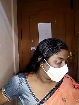 Snapshot of Megha_21 chatting on 09-18-25, 08:49 Megha 21 online show from 09-18-25, 08:49