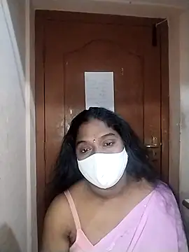 Snapshot of Megha_21 chatting on 09-23-25, 07:28 Megha 21 online show from 09-23-25, 07:28