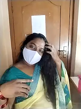 Snapshot of Megha_21 chatting on 09-26-25, 04:44 Megha 21 online show from 09-26-25, 04:44