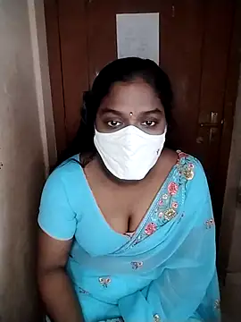 Snapshot of Megha_21 chatting on 10-05-25, 02:54 Megha 21 online show from 10-05-25, 02:54