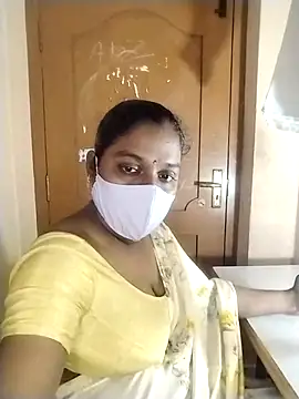 Snapshot of Megha_21 chatting on 10-31-25, 06:20 Megha 21 online show from 10-31-25, 06:20