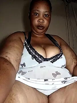 OCEANSQUITERXXX online show from 04-15-26, 05:25