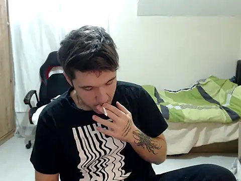 2handsomemann online show from 09-18-25, 01:46